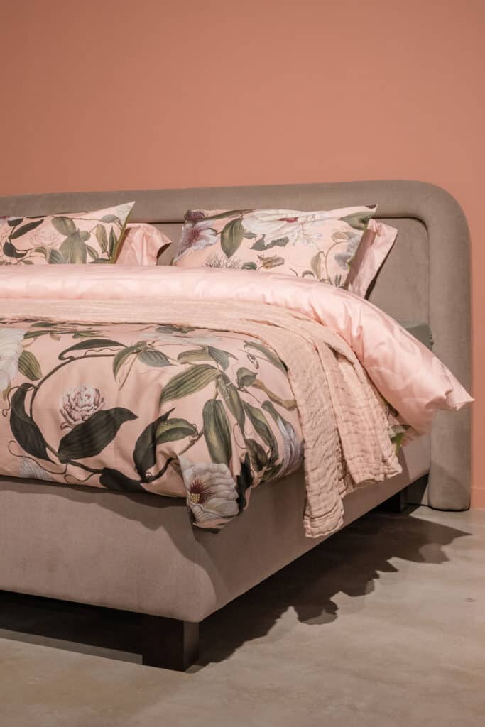 sleep design bed pastel en plantmotief